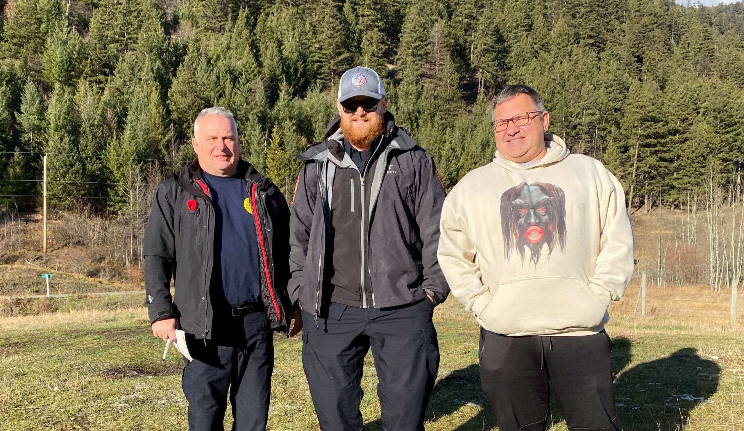 Tla'amin First Nation First Aid Training - 2023 FNESS team and community member.
